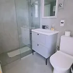 Elias Garden Apartment *